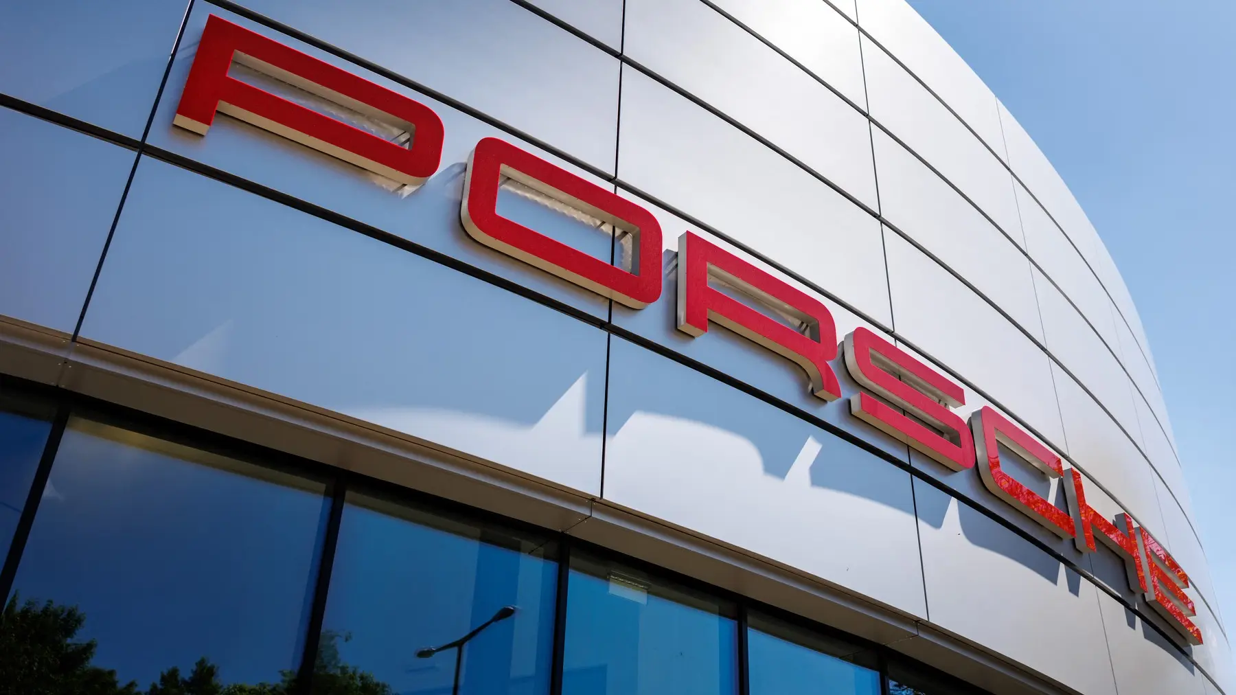 porsche, porše - 12 maj 2025 - profimedia-0999025970-687b99cfdfd58.webp