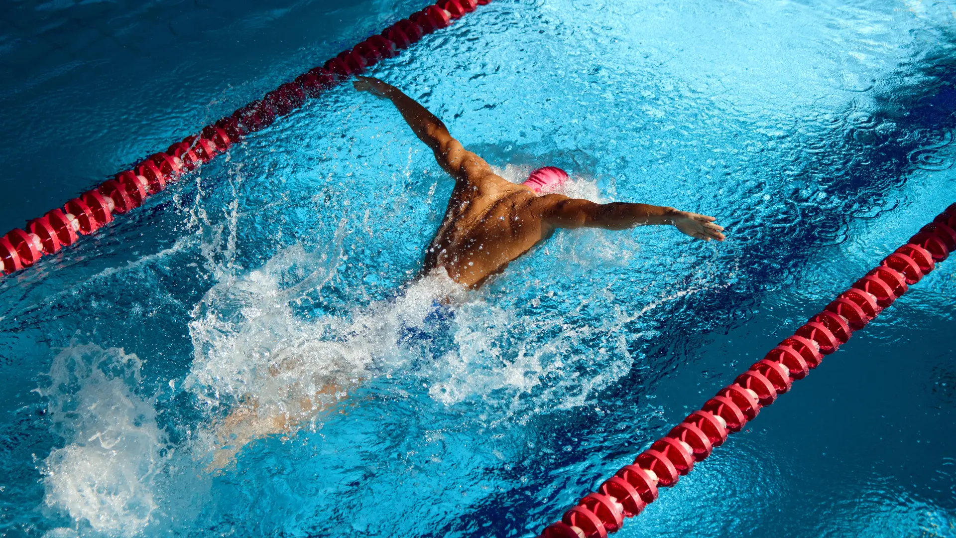 shutterstock_2493763219 plivanje bazen voda-6885f9962ac2d.webp