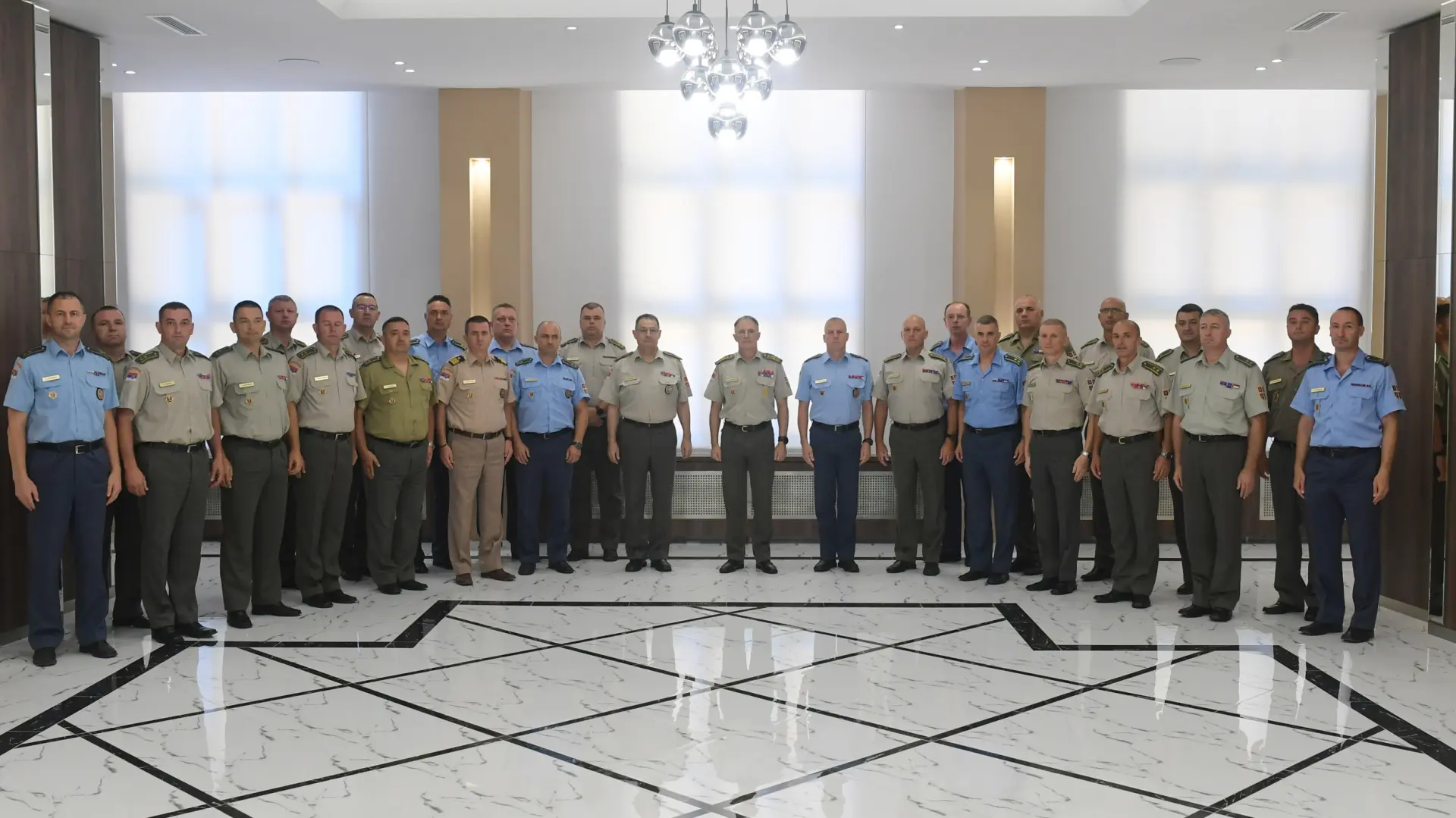 vojska srbije dobila novu generaciju oficira sa generalštabnim usavršavanjem, 7 jul 2025 - TANJUG MINISTARSTVO ODBRANE MILOŠ SAVIĆ (1)-686bdc2f11b59.webp
