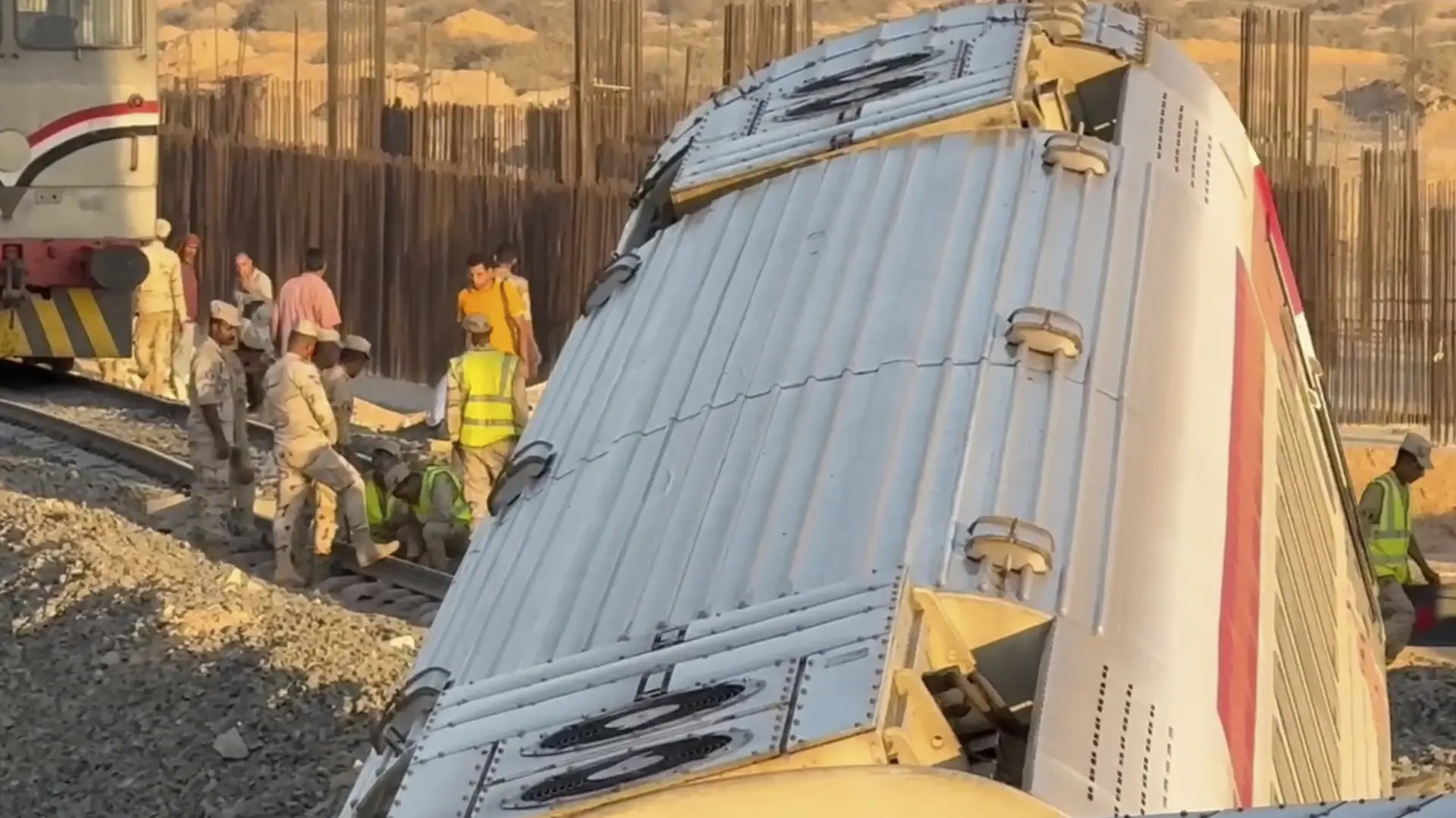 železnička nesreća u egiptu, egipat, 31 avg 2025 - AP Photo (2)-68b44eb45ebb0.webp