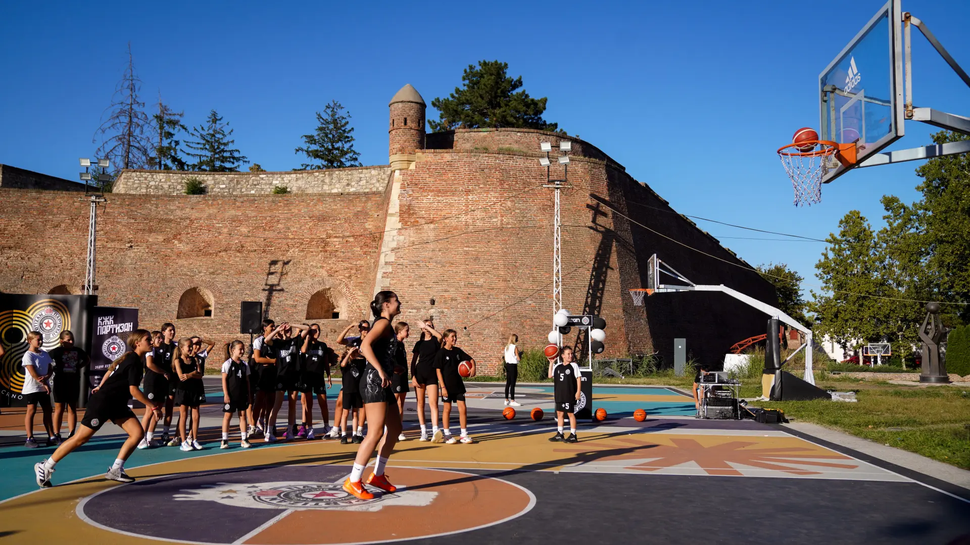 Tan2025-08-2618361379_6 kžk partizan 80 godina postojanja jadranka ilic-68aefba5b9433.webp