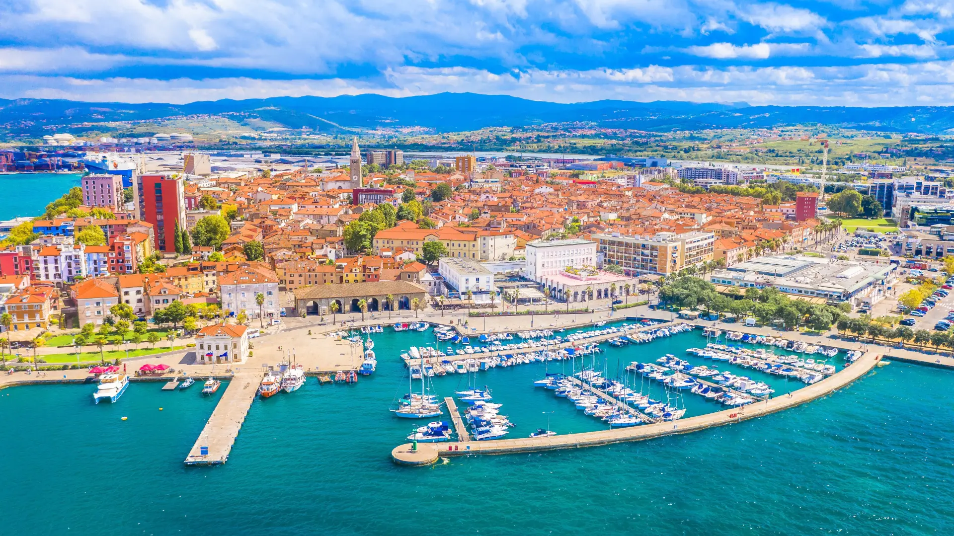 kopar slovenija shutterstock-689b0388a21c8.webp