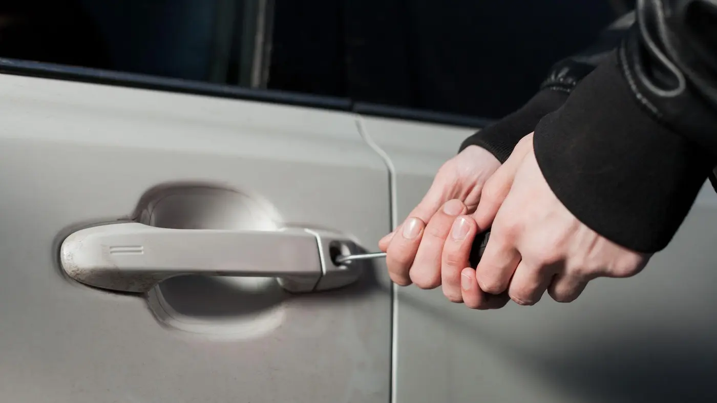 krađa automobila, lopov - profimedia-1010528438-68af343c0d347.webp