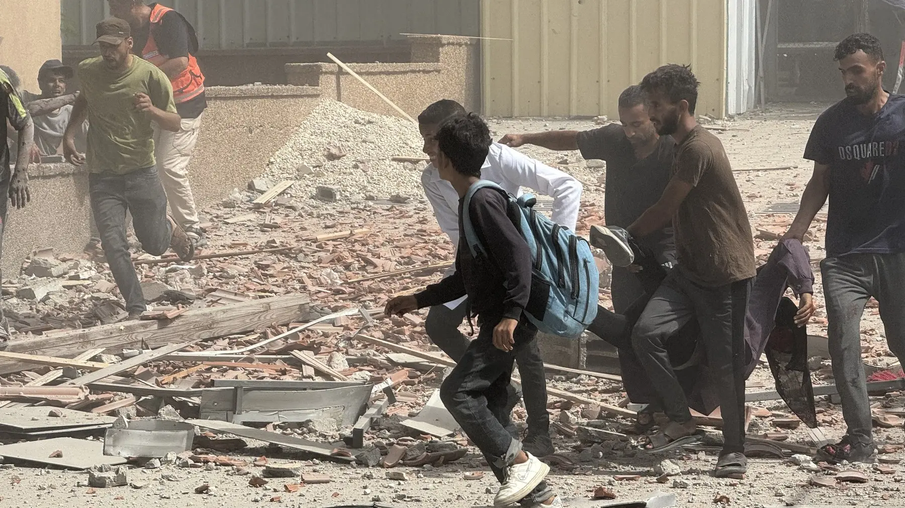 napad Izraela, pojas Gaze, Kan Junis, bolnica Naser, profimedia-68ac2d7ed2f78.webp