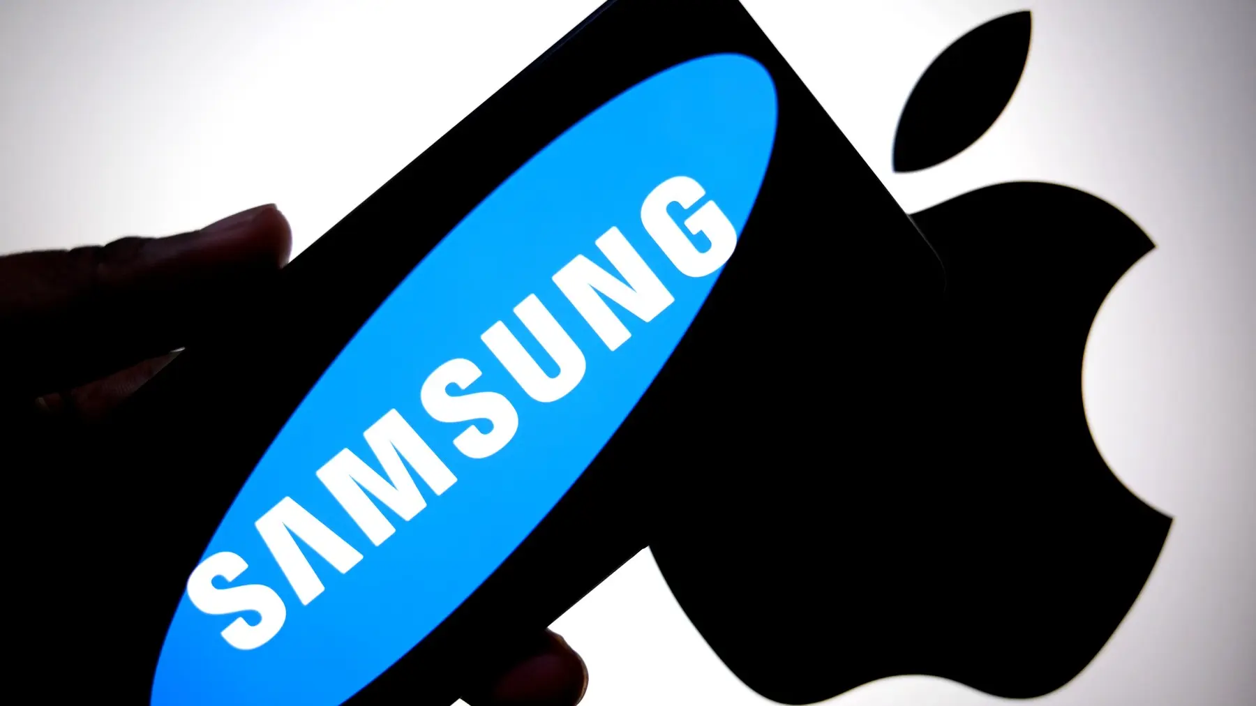 samsung, apple, epl - profimedia-1028217027-68986da7000c0.webp