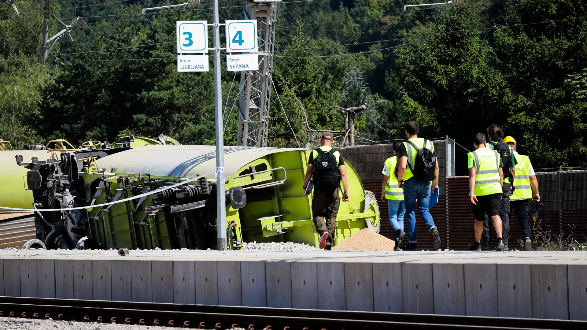 teretni voz iskočio iz šina u sloveniji, slovenija - 10 avg 2025 - TANJUG FOTO STA Daniel Novakovič-68988881a5425.webp