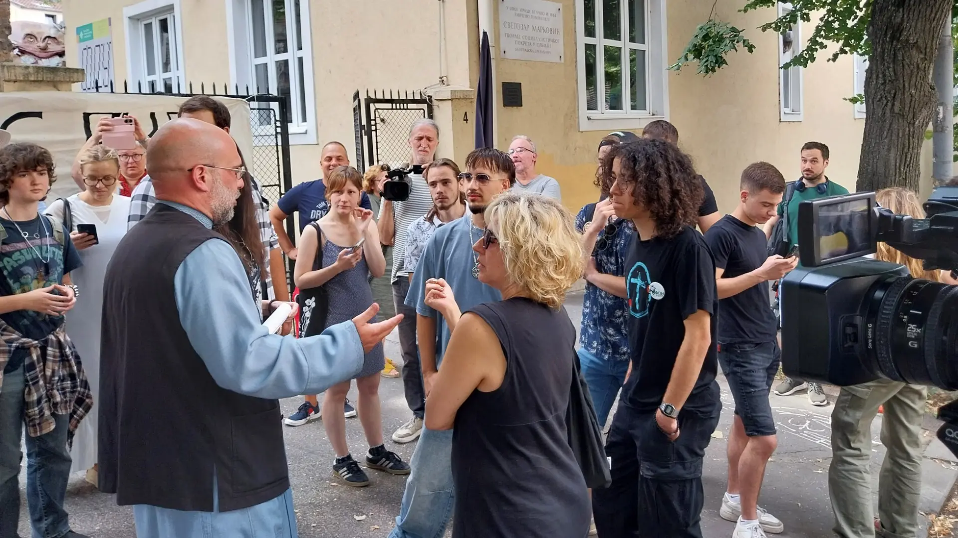 vukašin milićević podrška patrijaršija x@draganarakich-68933778b40fb.webp