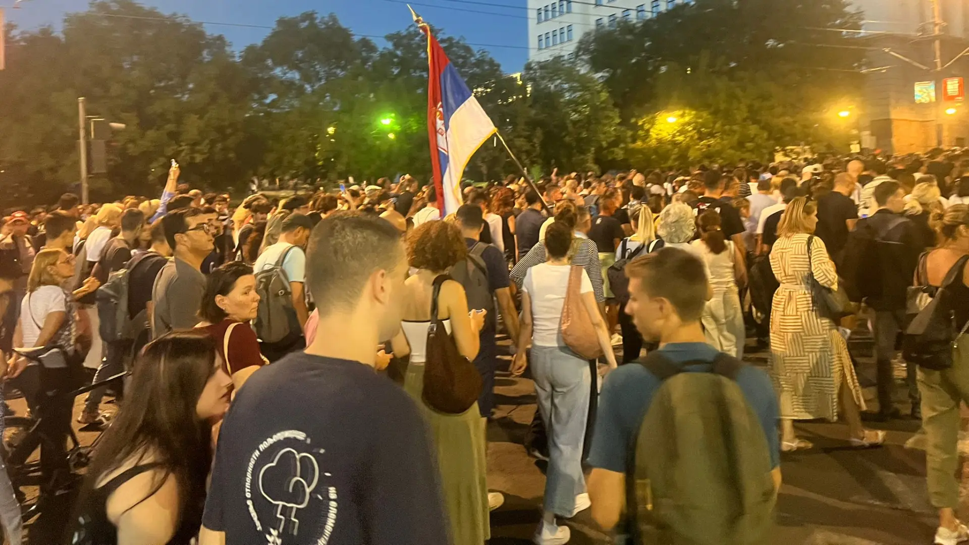 Šetnja u Beogradu pod nazivom Srednjoškolci pamte - 1 sept 2025 - UNA 2-68b5dbe79f9cd.webp
