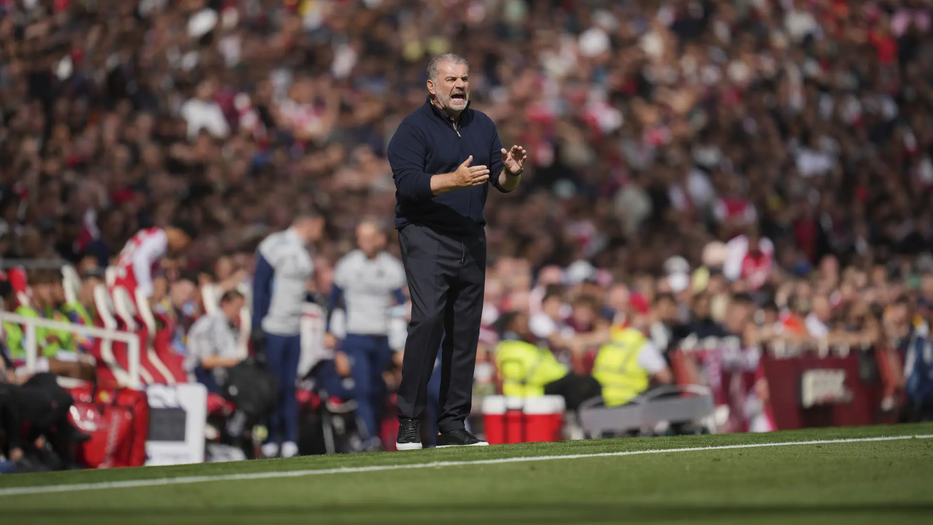 Tan2025-09-1313532572_6 nuno espirito santo AP PhotoKin Cheung-68d7fff2b25b5.webp