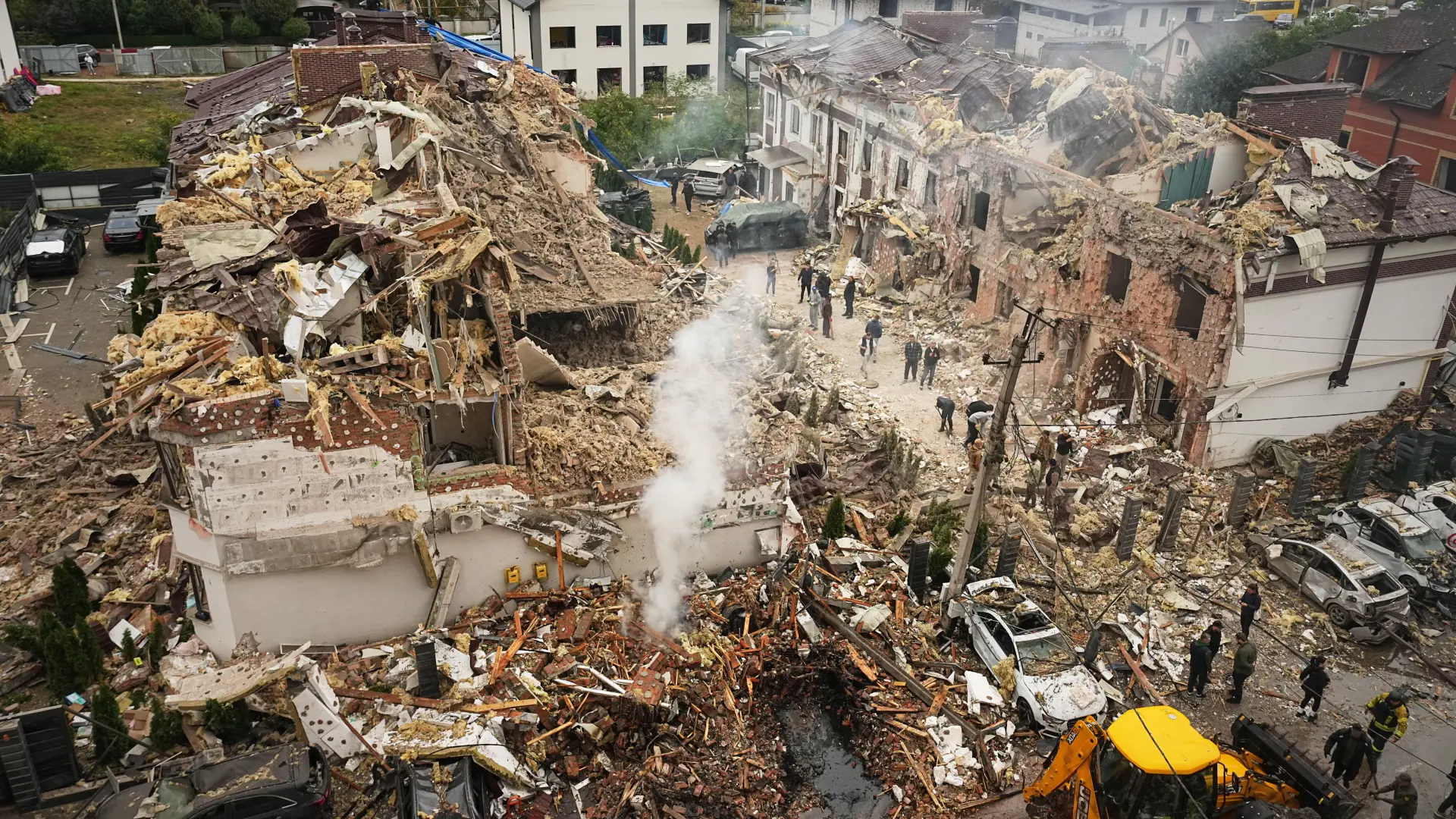 Tan2025-09-2809511821_9 ukrajina ruski napad AP PhotoEfrem Lukatsky-68d8ef86cd749.webp