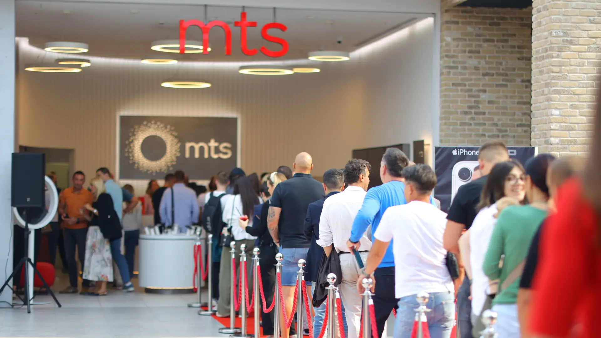 Telekom Srbija_Prodaja novih iPhone telefona-68cd4cc6b5d17.webp