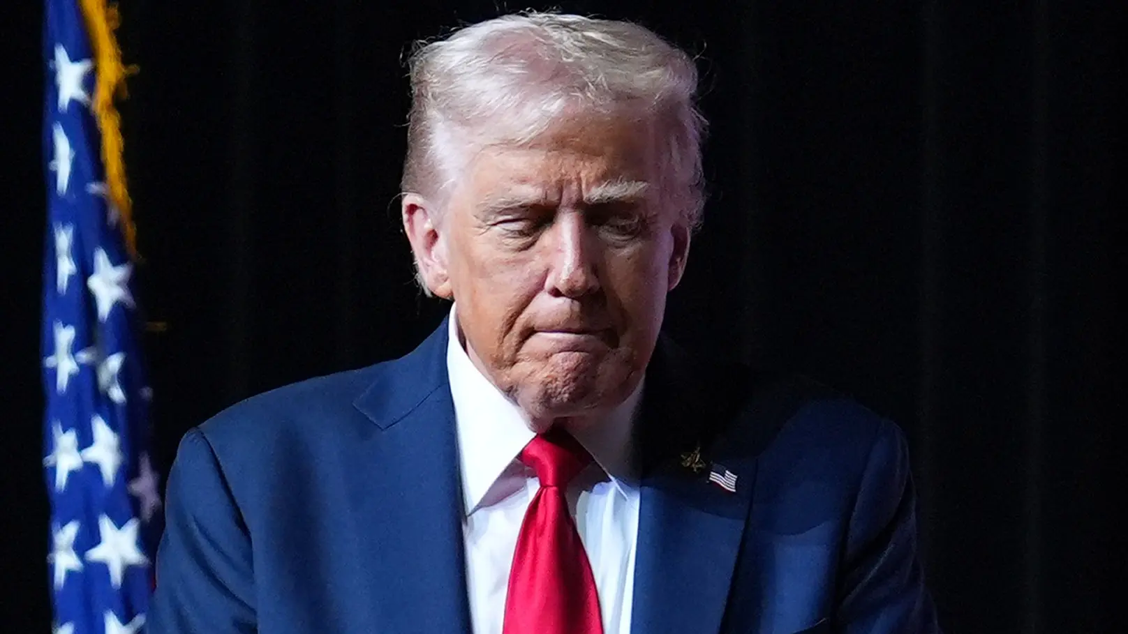 donald tramp, 30 sept 2025 - AP Photo Evan Vucci - AP25273537954734-68dc20b80cd6f.webp