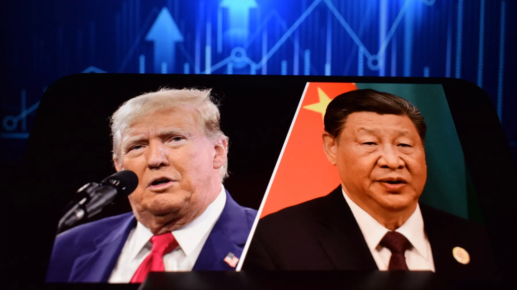 donald tramp, si đinping - shutterstock_2611478677-68ce44f14a6bf.webp