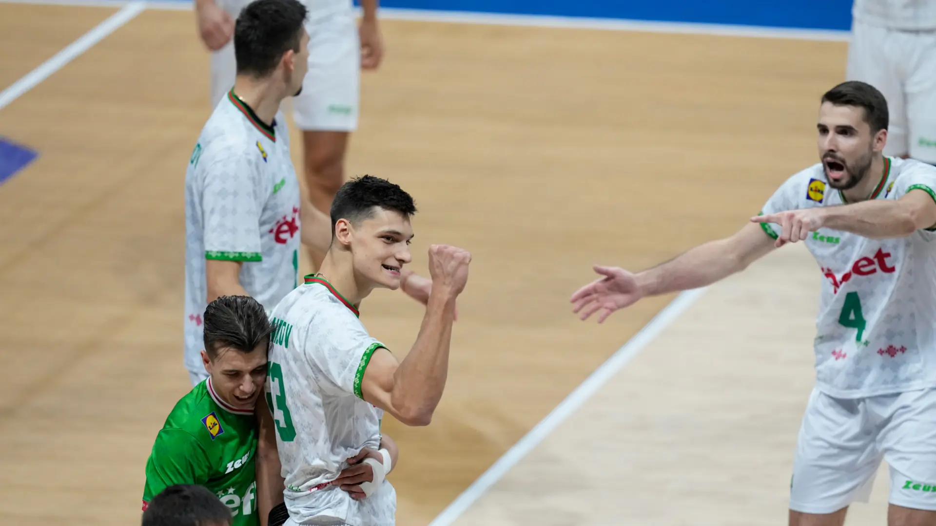 odbojkaši bugarske sp u odbojci tanjug (AP PhotoAaron Favila-68d7a2addce42.webp