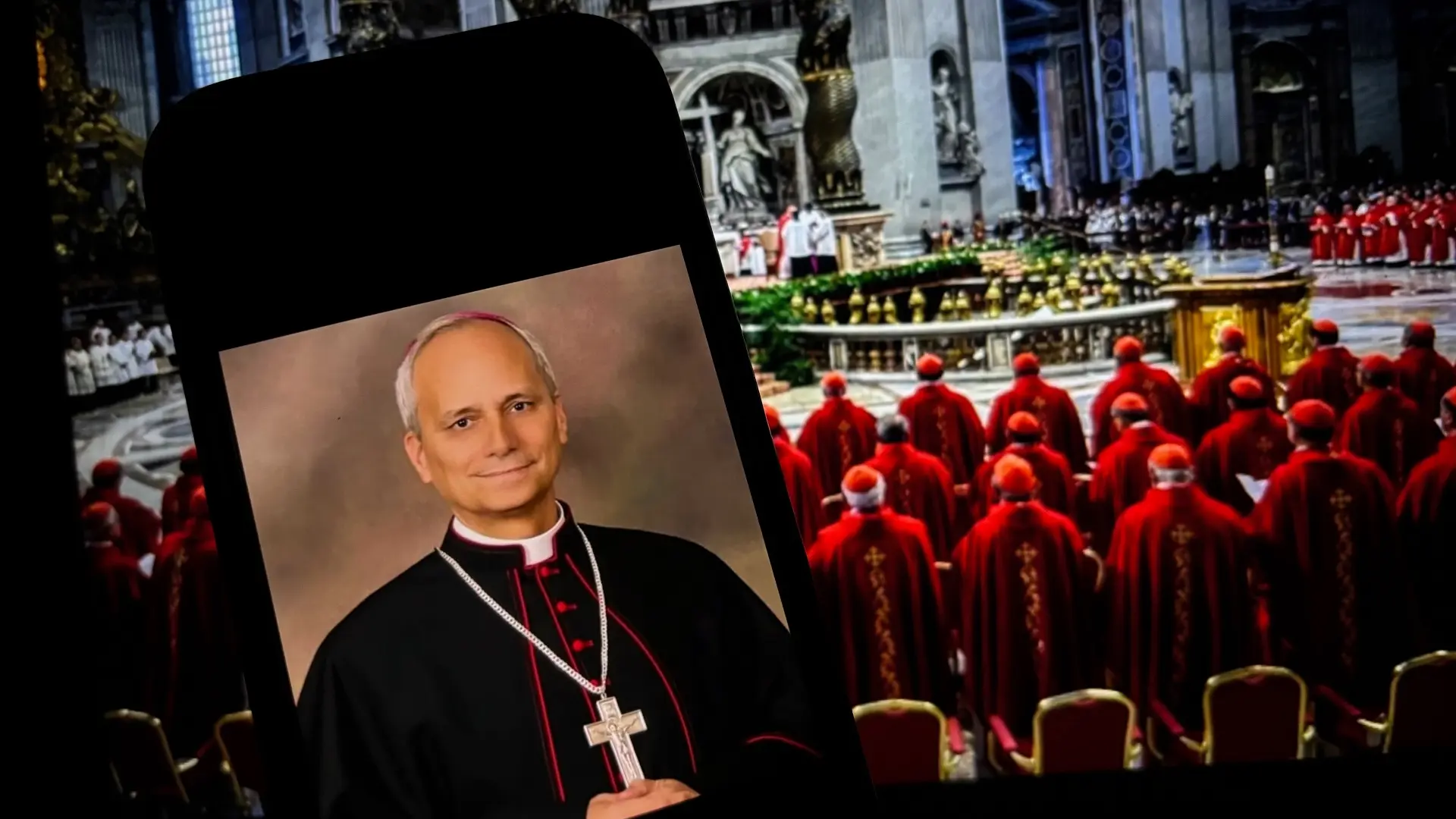 papa lav xiv - shutterstock_2624826179-68cd539205f48.webp