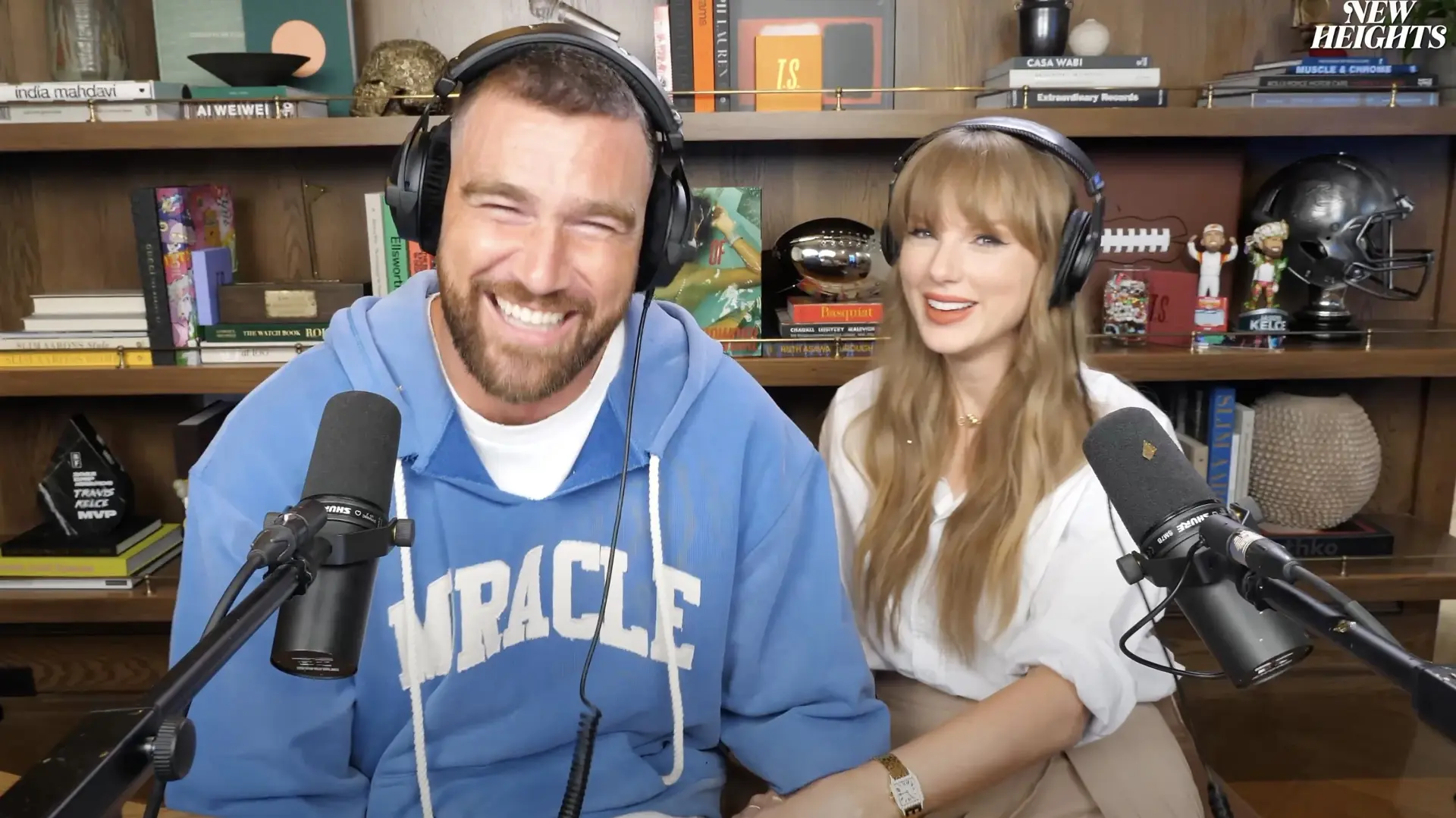 profimedia-1029365485 tejlor svift trevis travis kelsi-68bd66e6a934f.webp