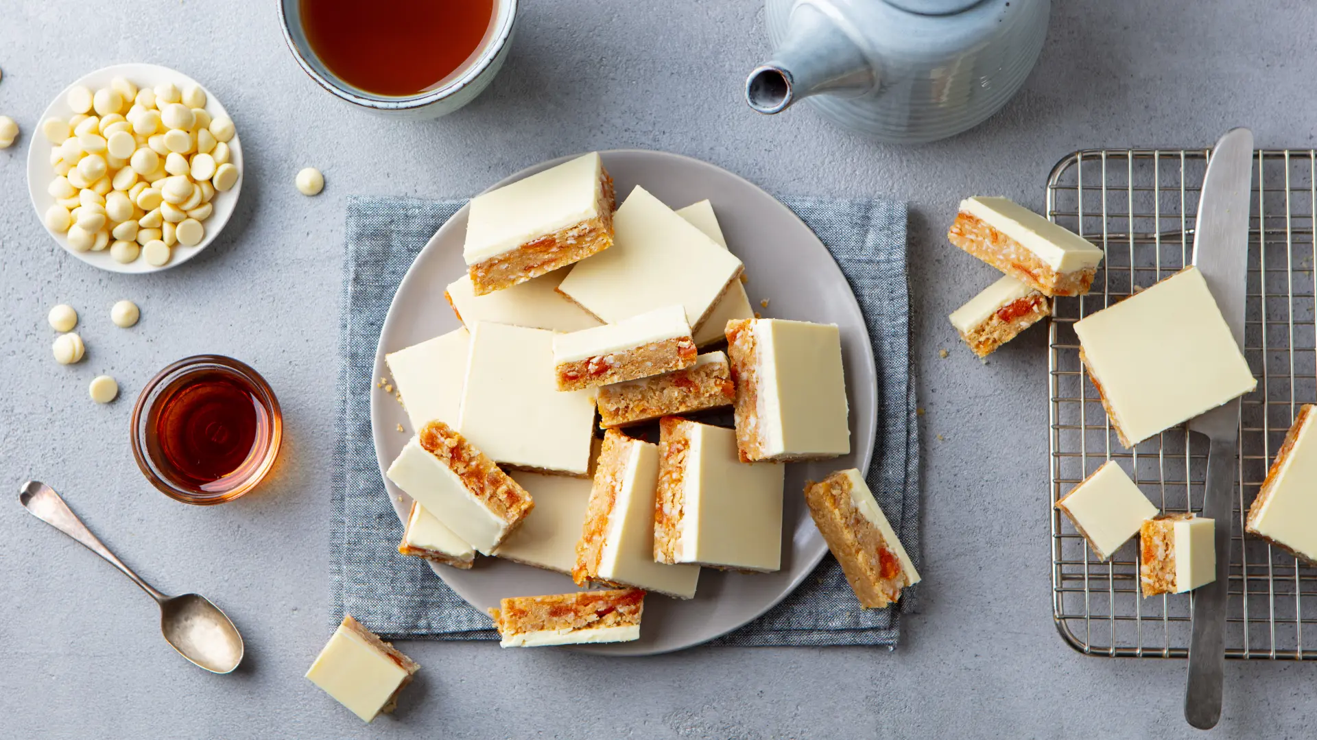 shutterstock_1494174917 bela bajadera sa kokosom-68c2c3b65257d.webp