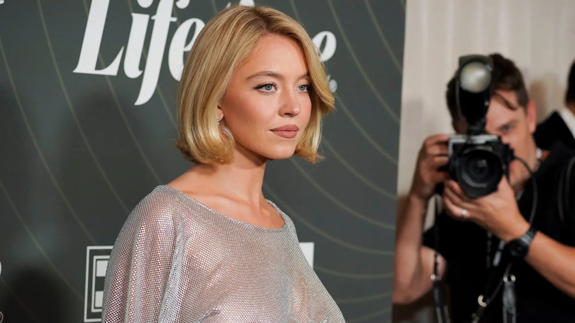 1 Jordan StraussInvisionAP Sidni Svini-690343e2dfc70.webp