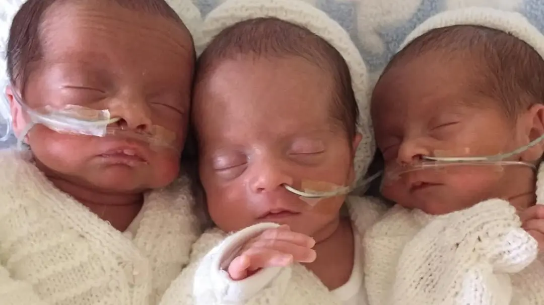 Instagram printscreen, beckijo92 bebe trojke-69009327bbcf5.webp