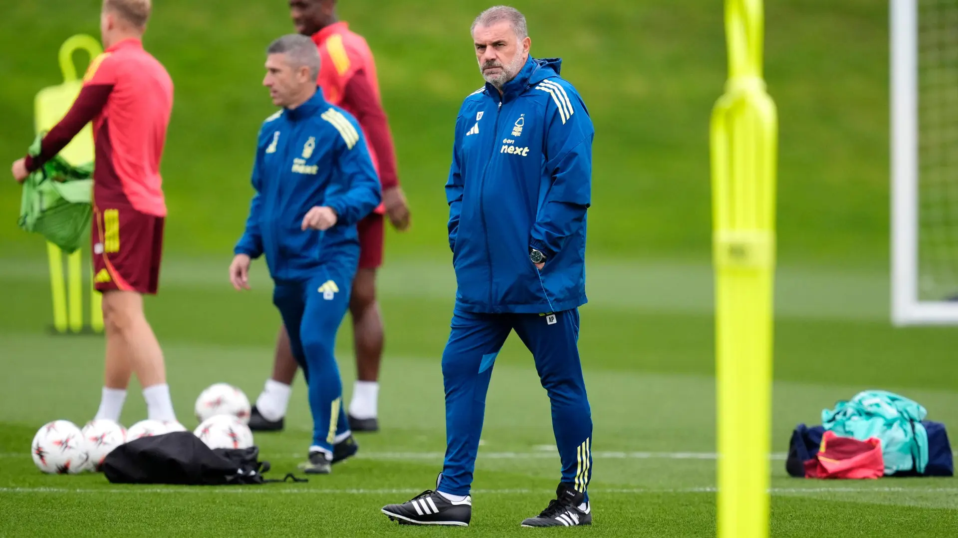 Tan2025-10-0113012089_7 angelos postekoglu Nick PottsPA via AP-68eb5db64a4ed.webp