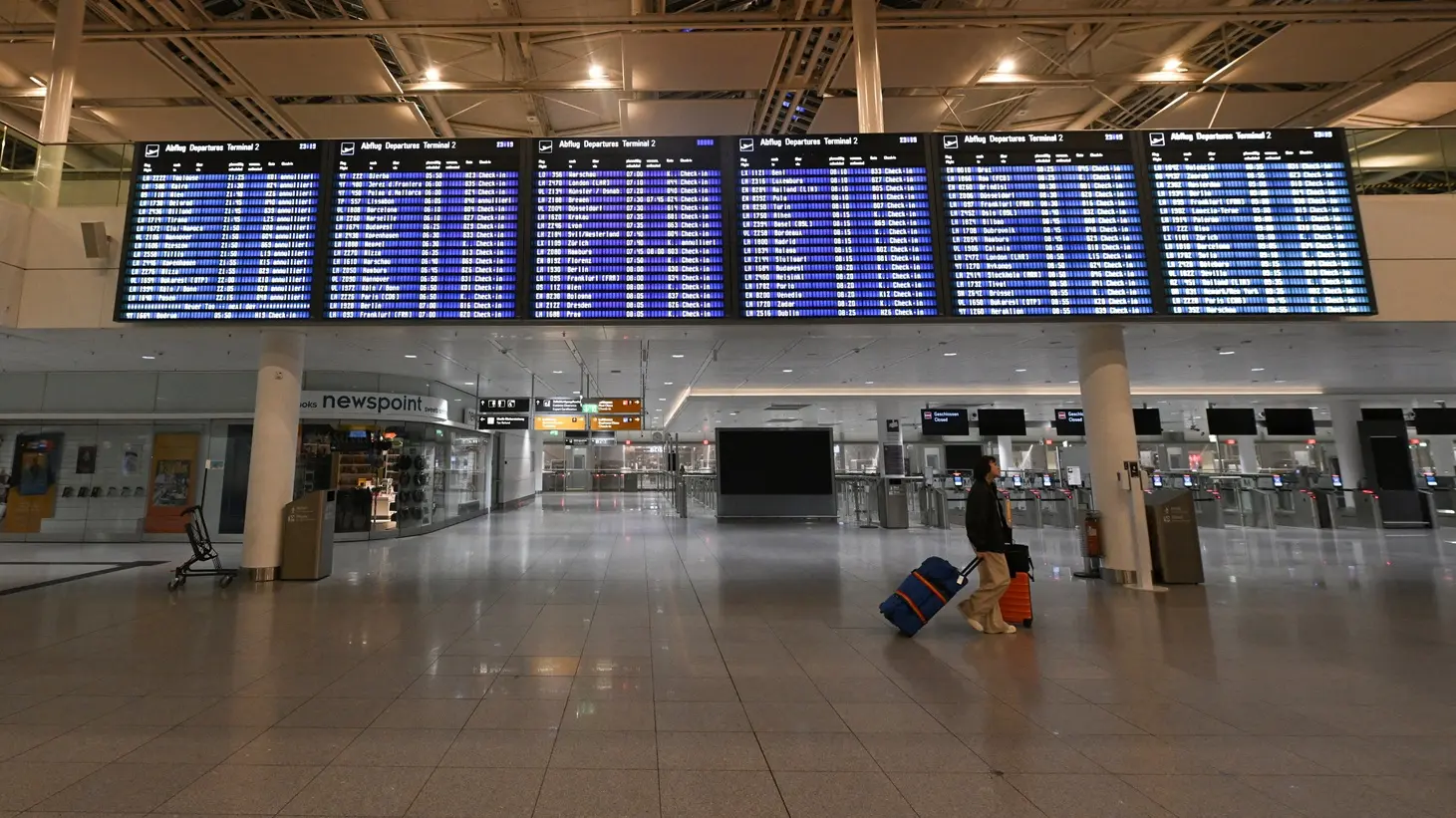 aerodrom u minhenu zatvoren zbog preleta dronova, dron, dronovi, minhen - 3 okt 2025 - REUTERS (3)-68e0b53e0e81a.webp