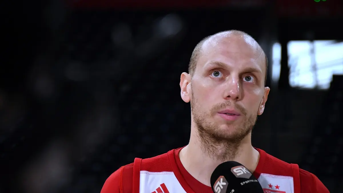 dejan davidovac ANJUG ANA PAUNKOVIĆ-68ecfef904115.webp