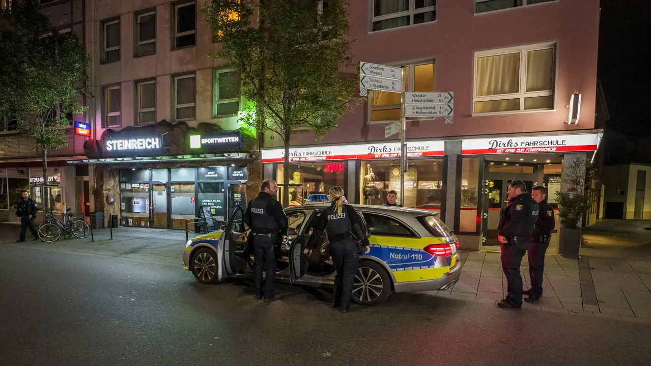 nemačka policija u gisenu, gisen - 11 okt 2025 - profimedia-1044815468-68eabf42bd8c5.webp