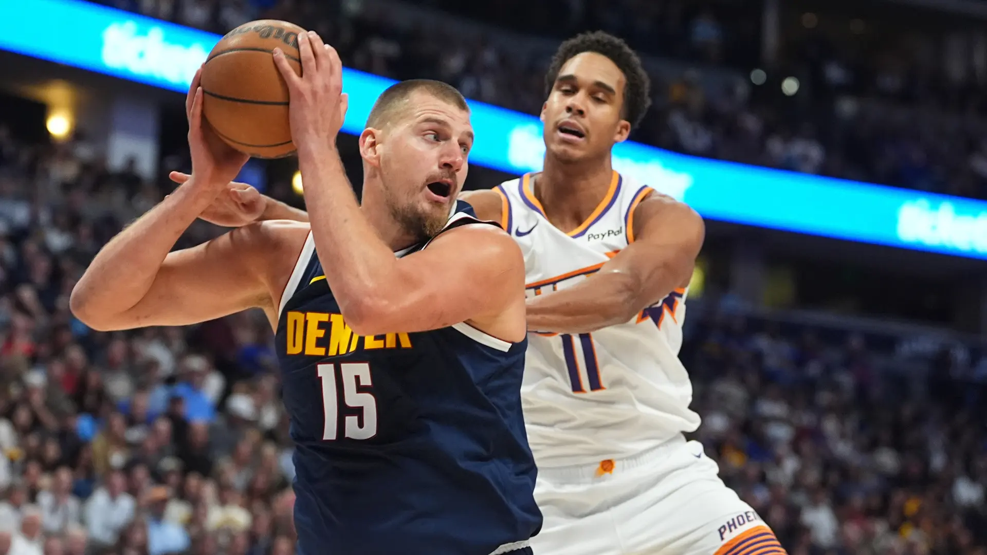 nikola jokić oso ighodaro denver finiks nba tanjug AP PhotoDavid Zalubowski-68fddb9ab8a8a.webp