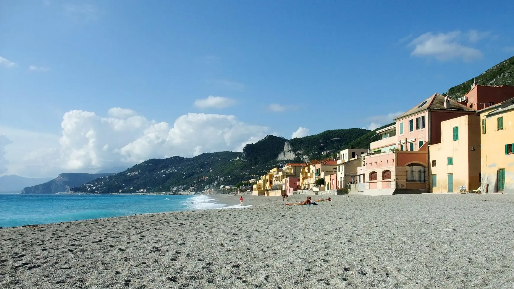 plaža Italija-6900bfeca3ffc.webp