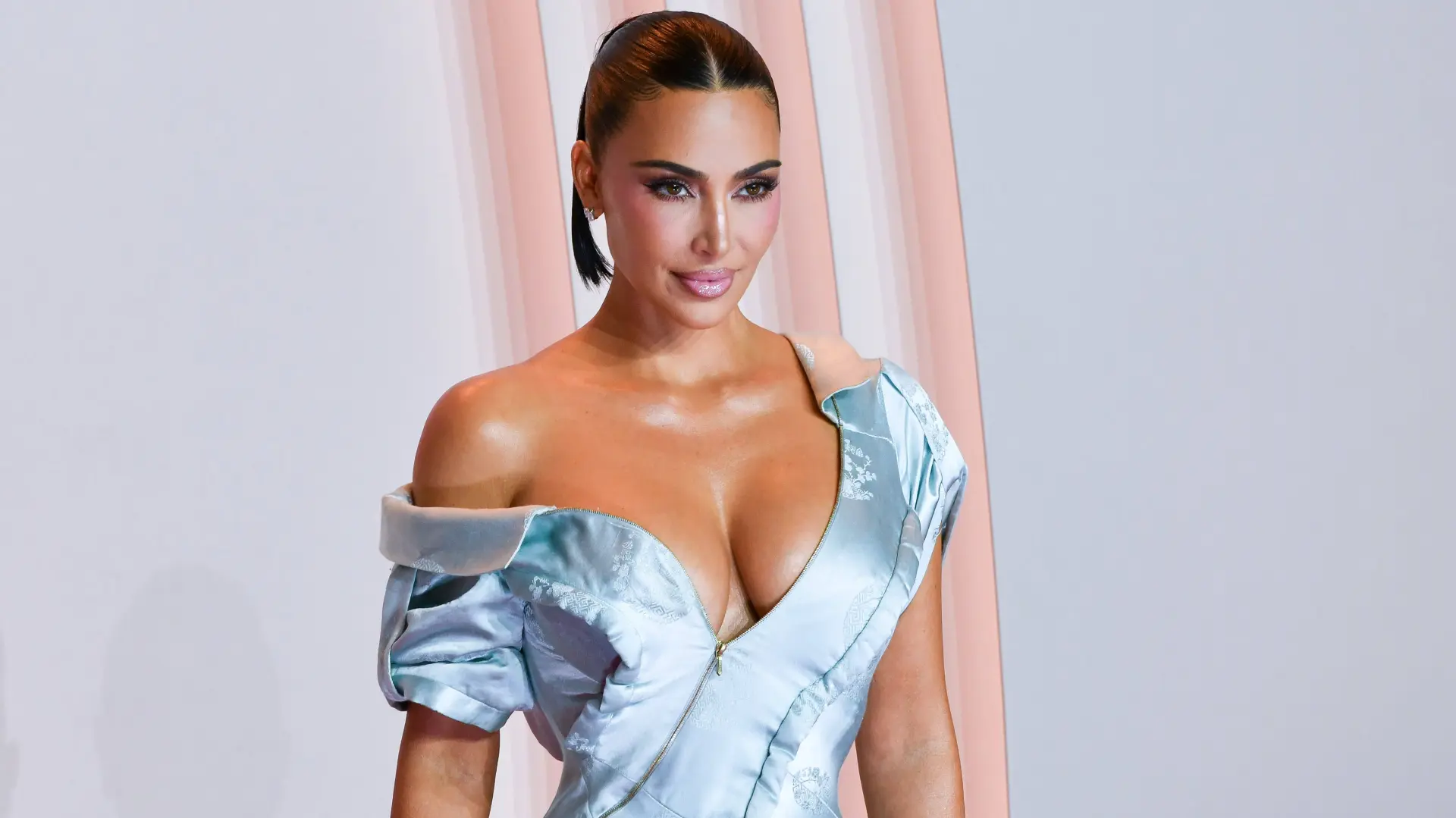 profimedia-1047279984 kim kardašijan-68f8e8bec7e5f.webp