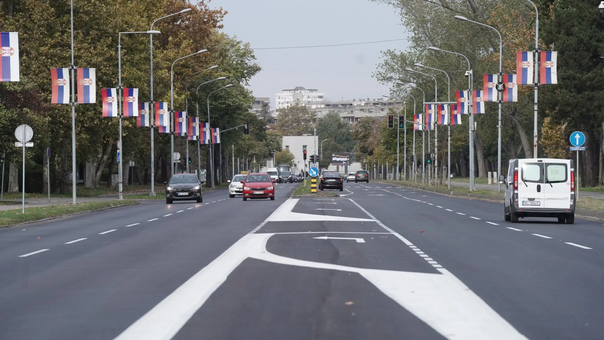 rekonstruisan bulevar nakon vojne parade-68f774ce670ac.webp