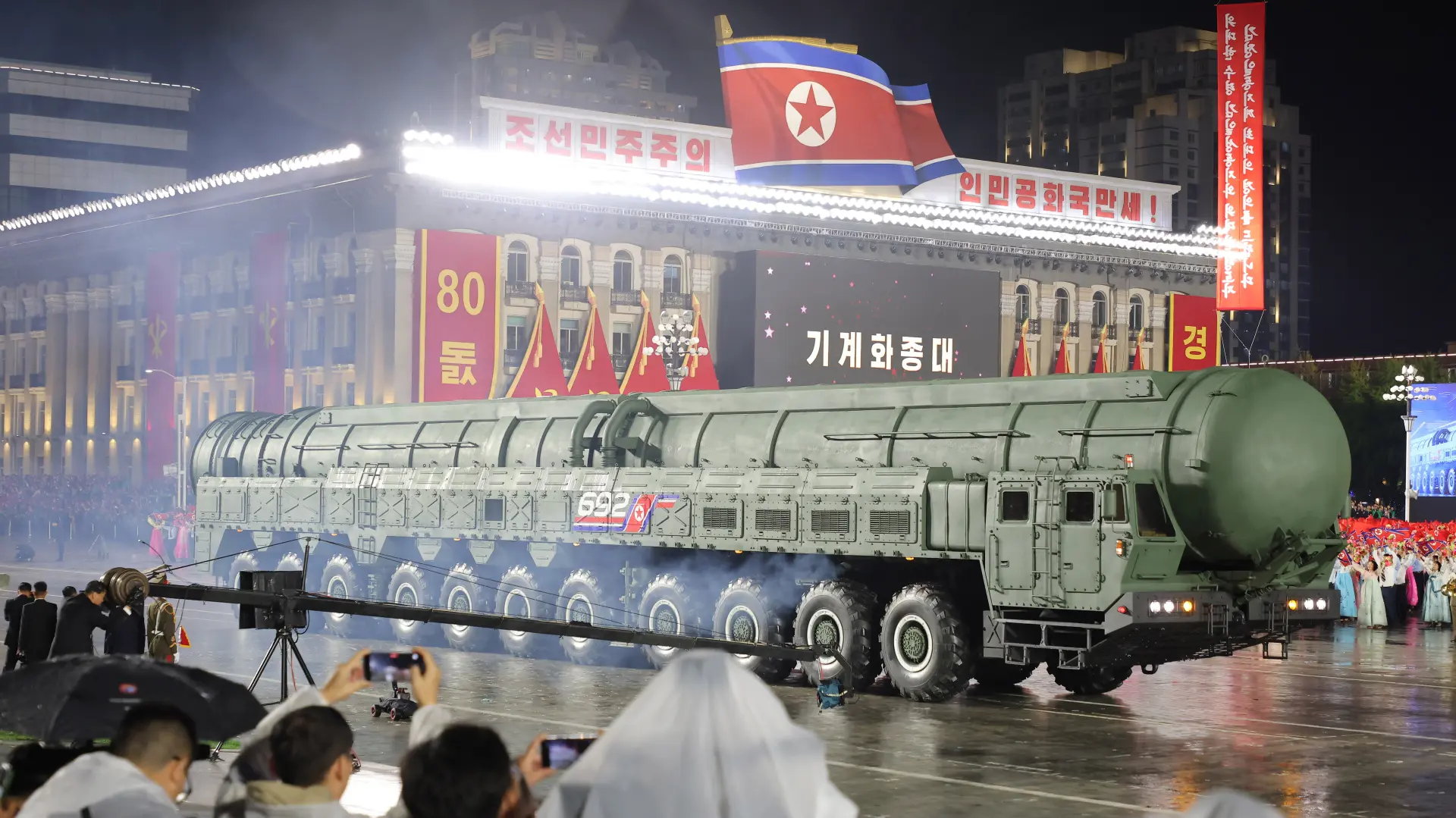 severna koreja interkontinentalna balistička raketa hvasong-20 Korean Central News AgencyKorea News Service via AP tanjuug-68ea012c24a3e.webp