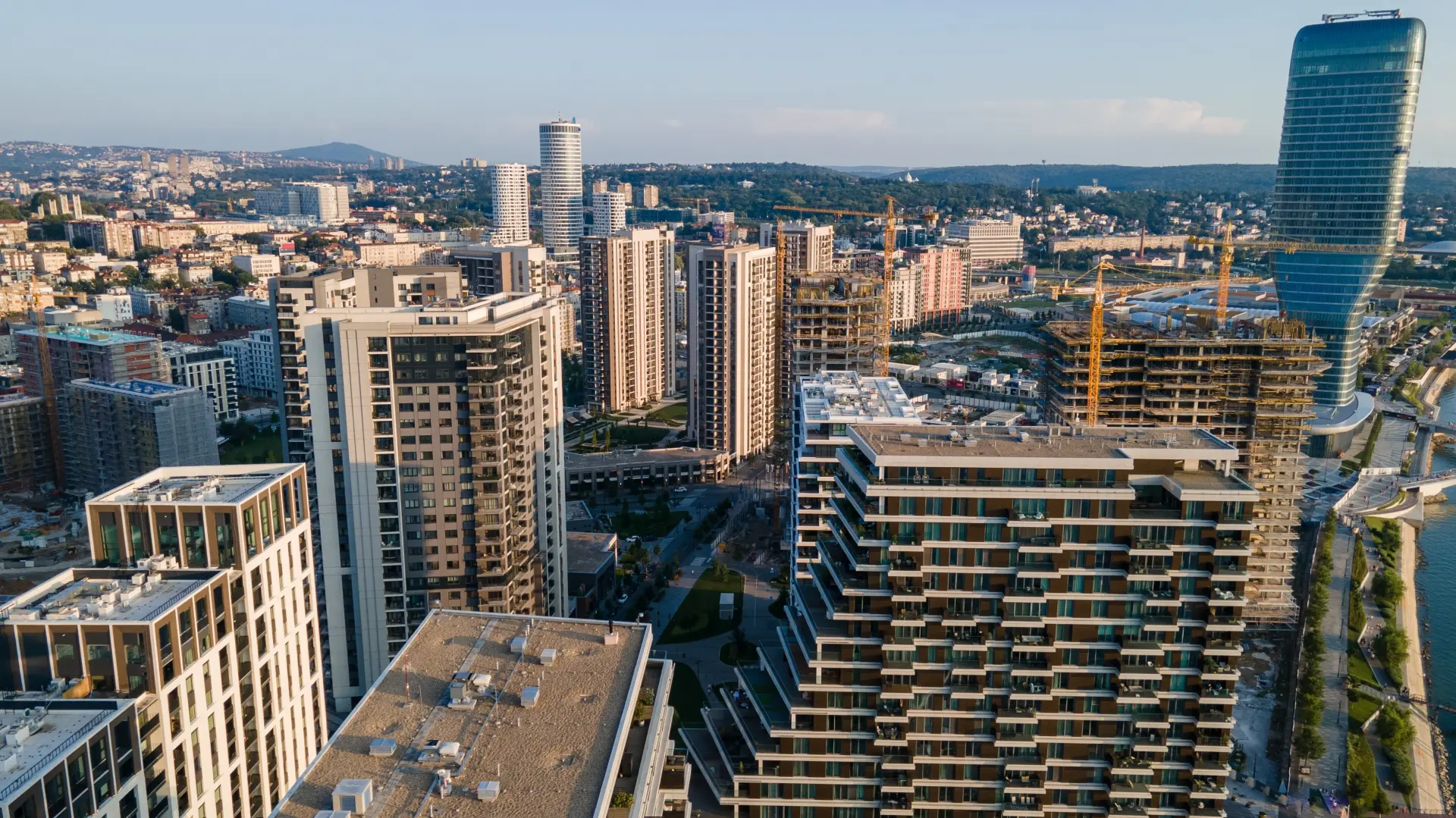 stanovi nekretnine beograd na vodi shutterstock-6900d8402bf91.webp