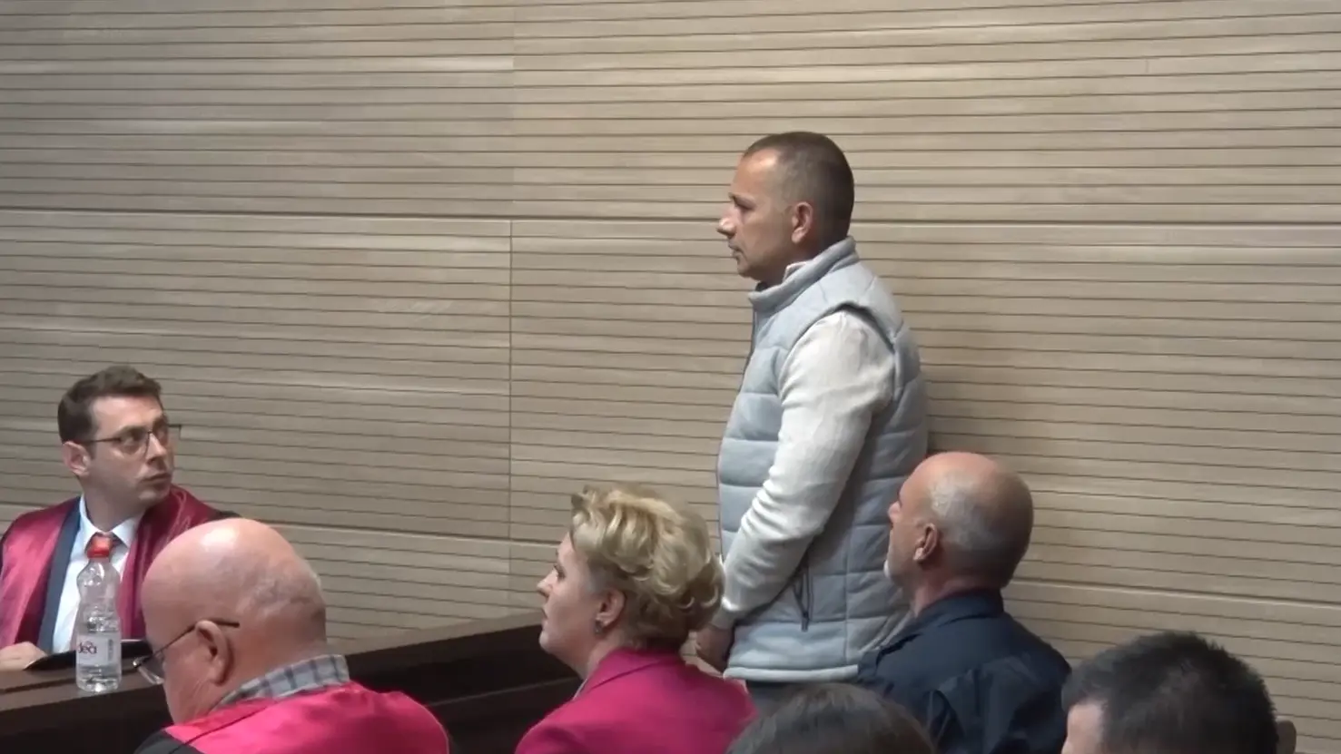 stefan lazović suđenje priština printscreen tanjug video-68f916fce3ffe.webp