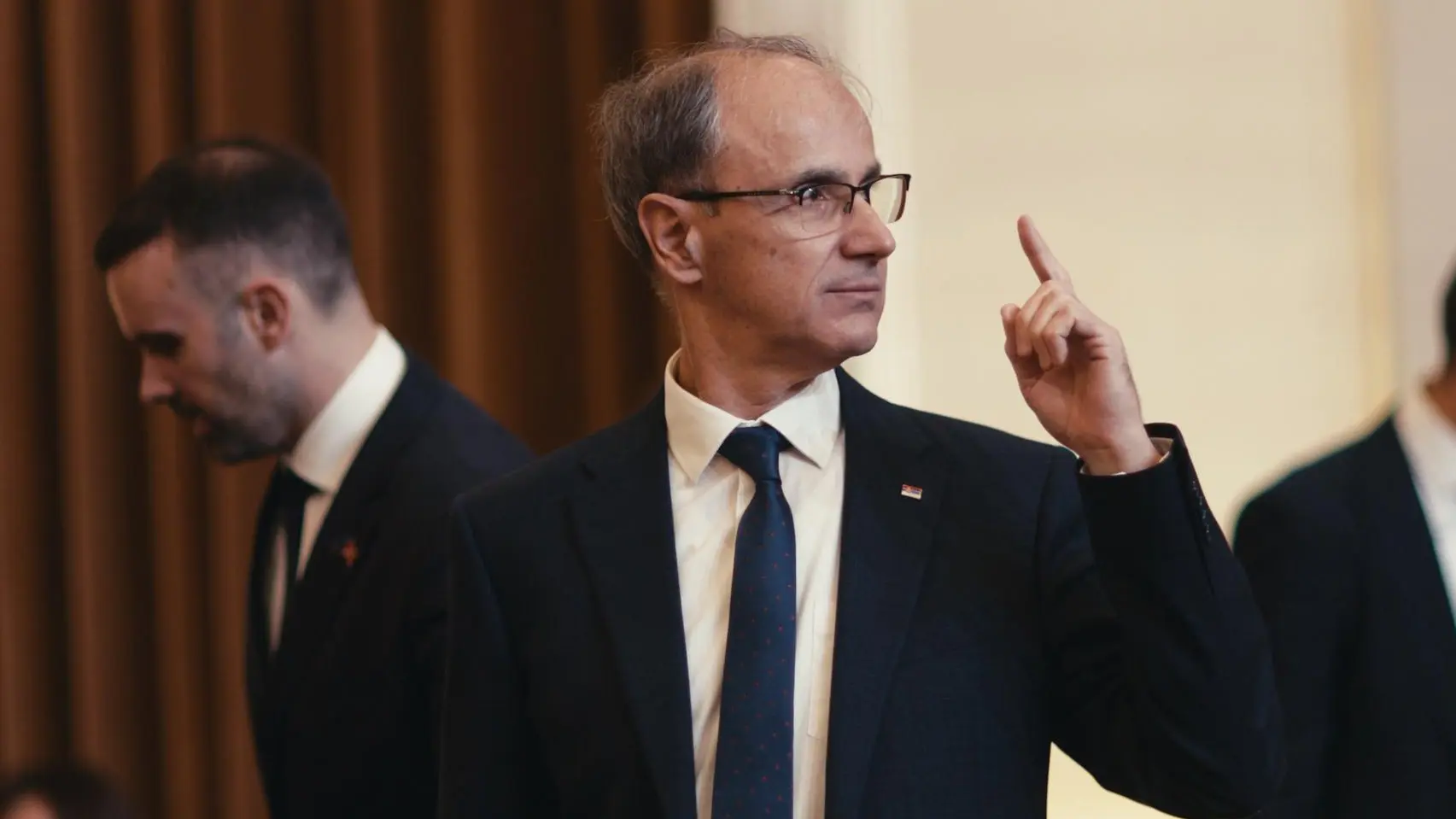 đuro macut, 21 nov 2025 - TANJUG Vlada Republike Srbije Nikola Rogan (2)-692056289a789.webp