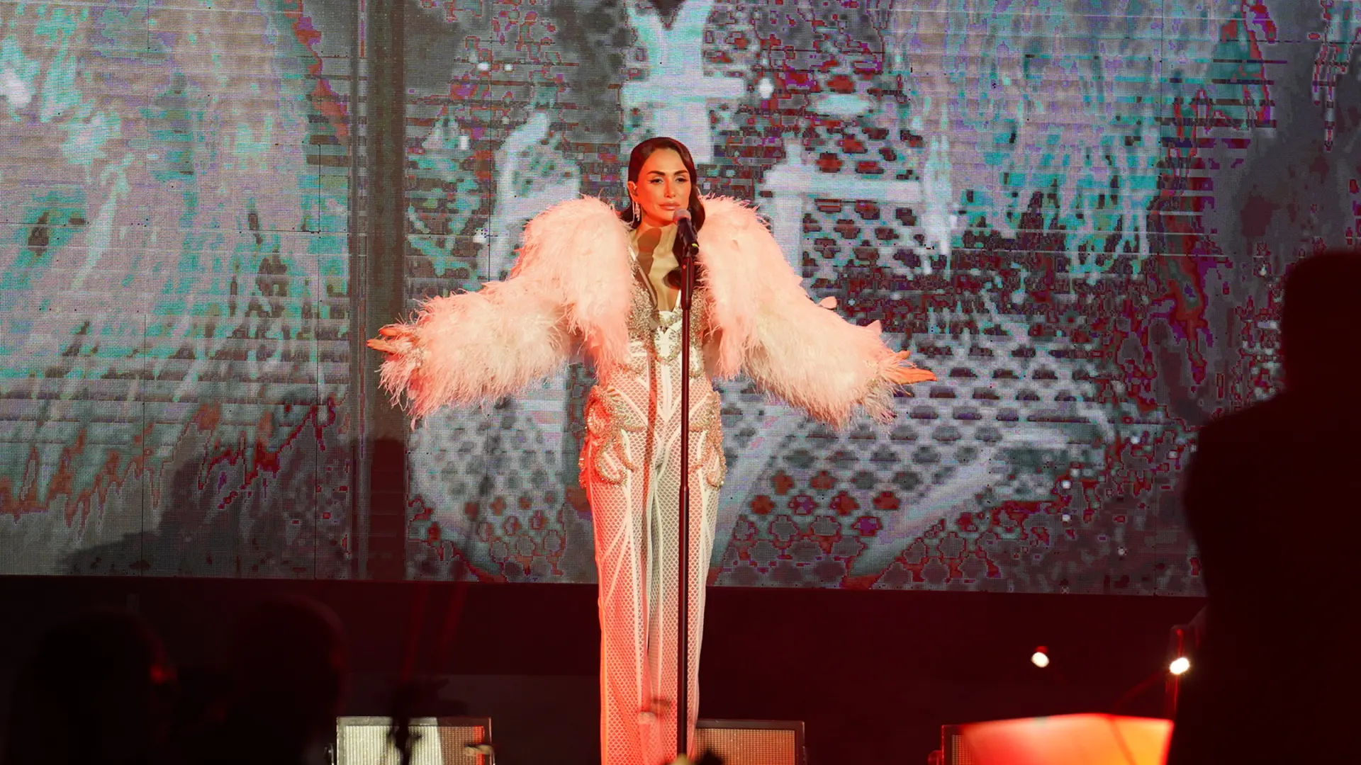 Emina Jahović, ATA-690f078414ca4.webp