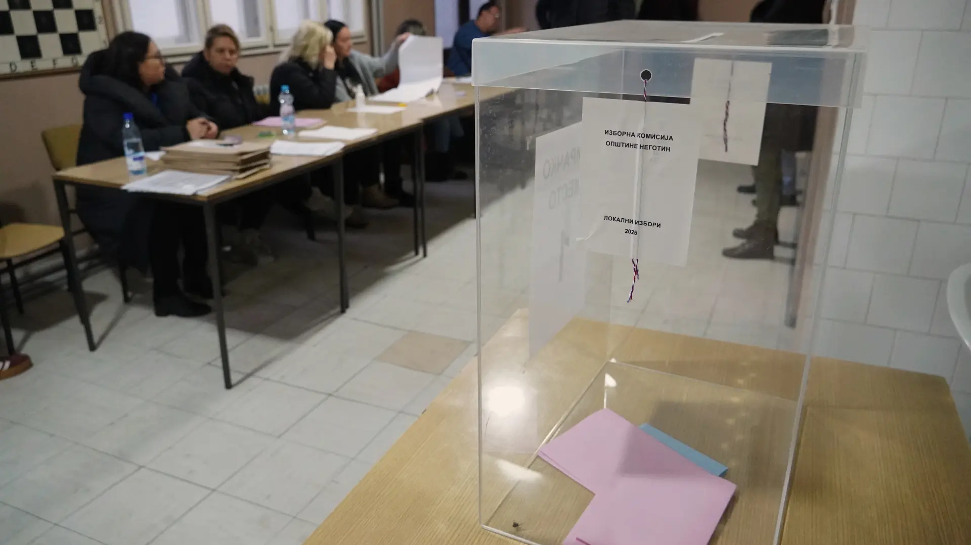 TANJUG, Izbori u Negotinu, glasačka kutija, izbori u Srbiji, glasanje-692bf159a3d3a.webp