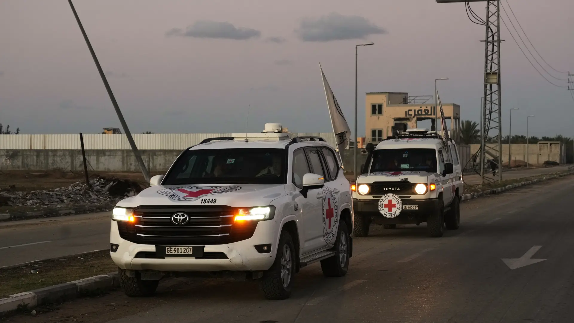 crveni krst izrael gaza taoci AP PhotoAbdel Kareem Hana tanjug-6925db5b6ddb7.webp