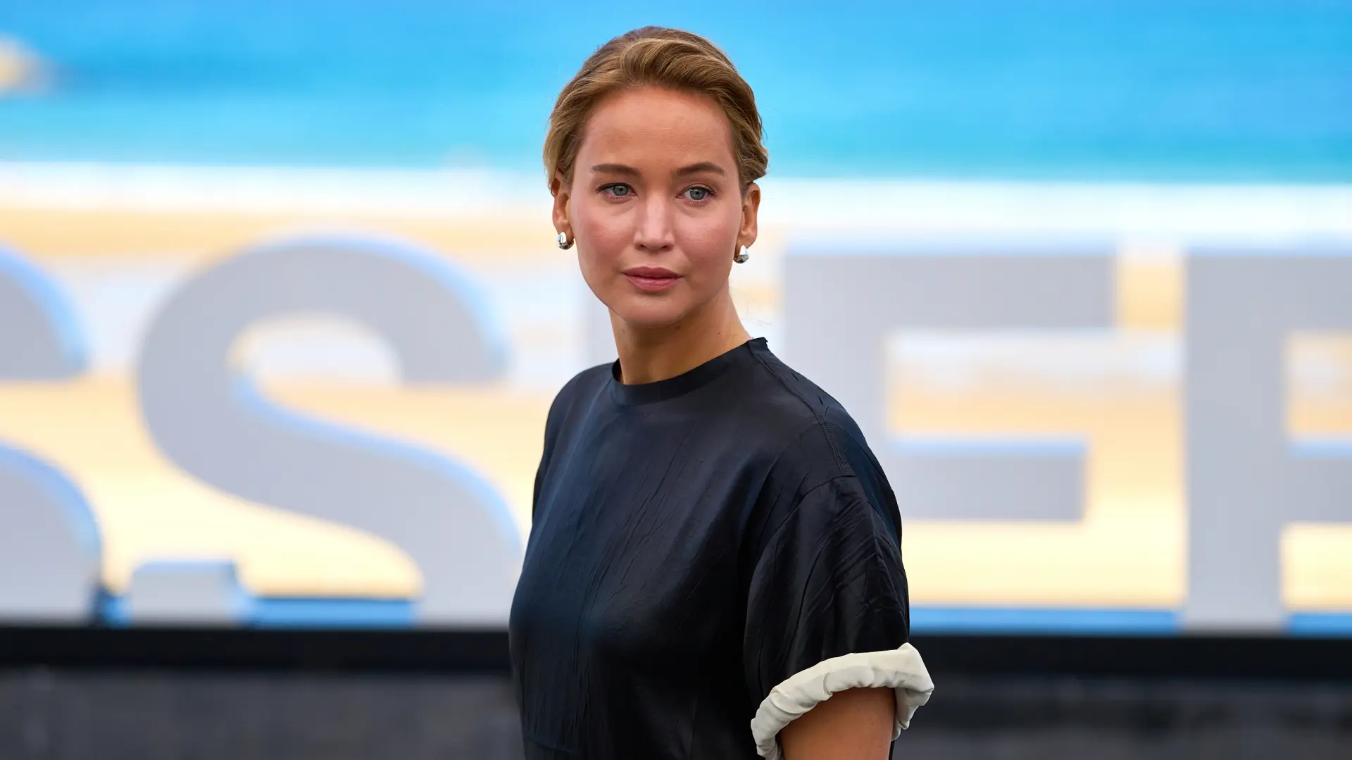 dženifer lorens-6909da1bd294a.webp