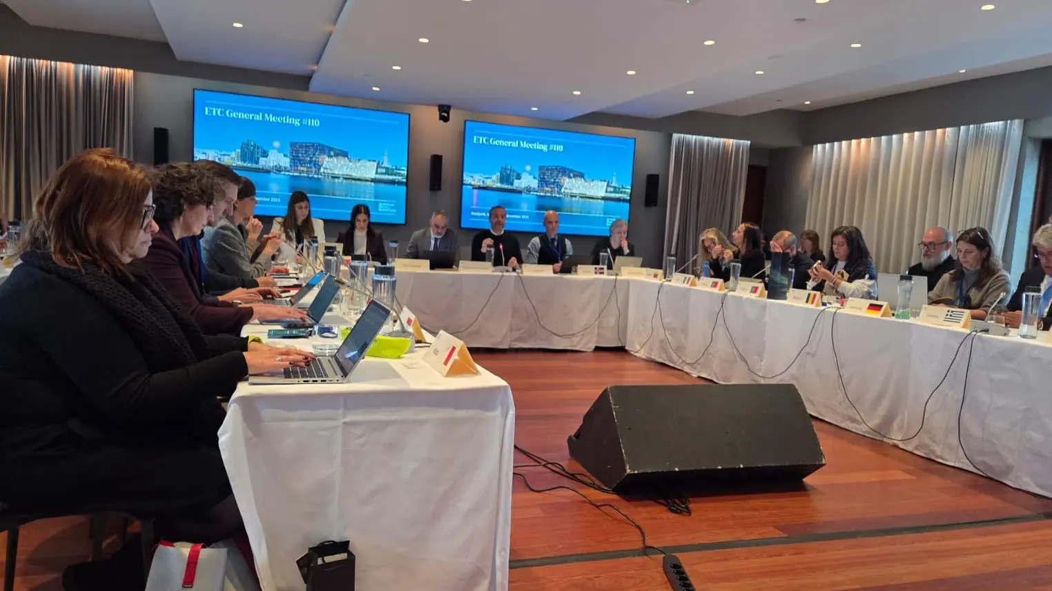 etc bord  TANJUG TOS ZORICA JOVANOV-691de8e78bb13.webp