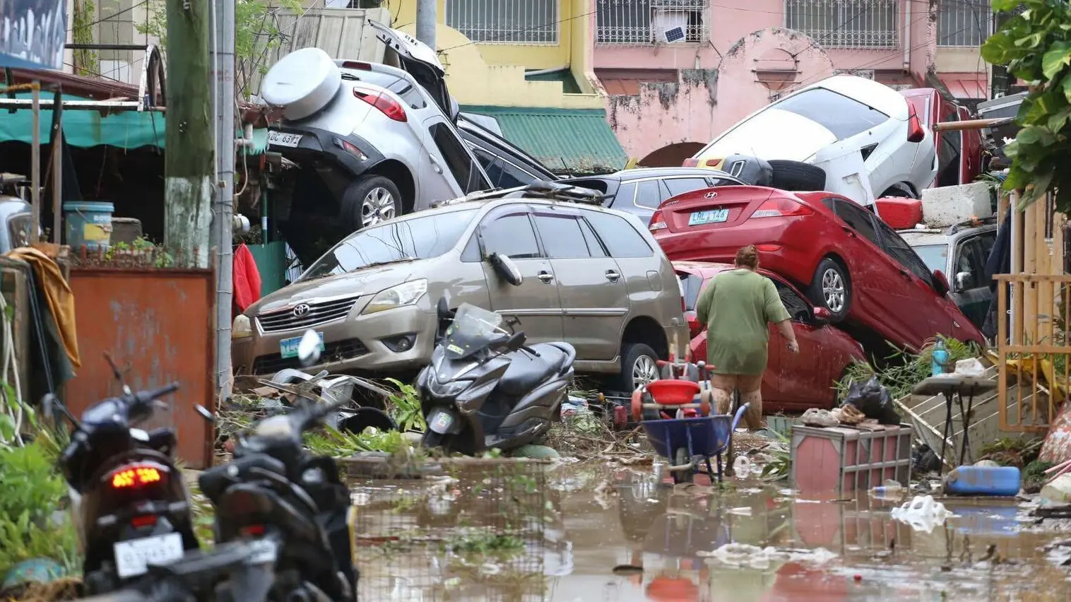 filipini tajfun poplave AP PhotoJacqueline Hernandez tanjug-6909af3555ece.webp