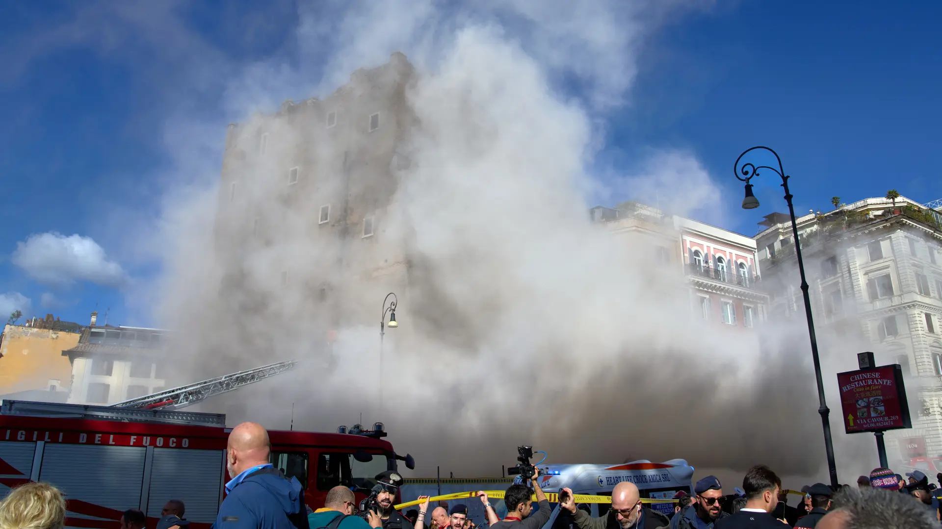 kula grofova rim urušavanje AP PhotoDomenico Stinellis) tanjug-6909ce80dd29e.webp