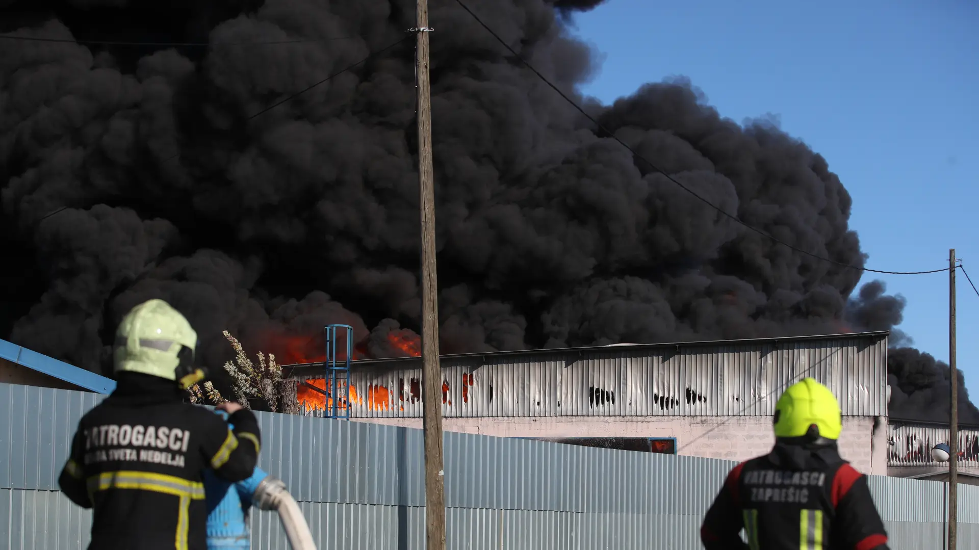 požar sveta nedelja zagreb  Zeljko Lukunic  pixsell-6909f4fa18a51.webp
