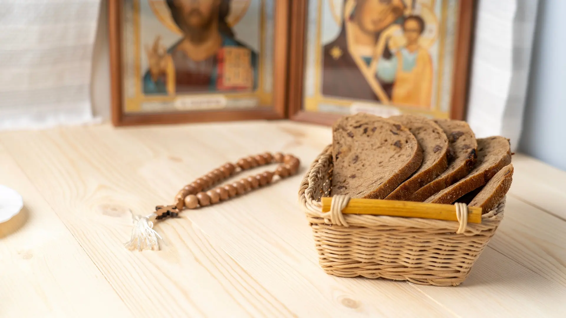 post, pošćenje, religija, vera, ispošćavanje - shutterstock_2417290459-692878927d205.webp