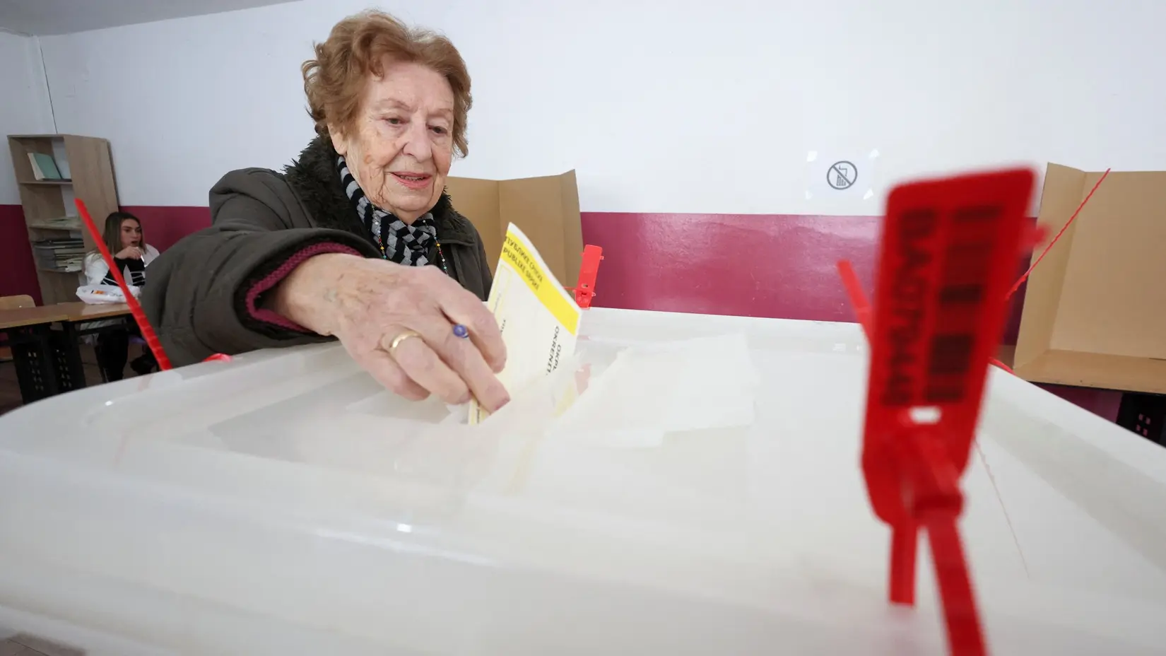 prevremeni predsednički izbori u republici srpskoj, republika srpska - 23 nov 2025 - REUTERS (1)-692332d103ffb.webp