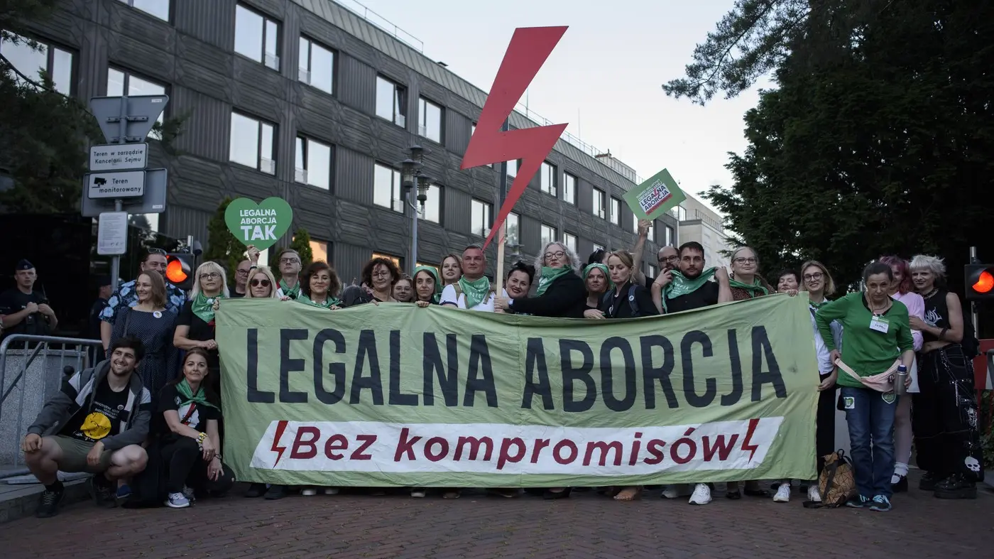 protesti u poljskoj zbog zabrane abortusa, abortus, varšava - 22 jun 2022 - profimedia-0701957530-6915dc8dc44f4.webp