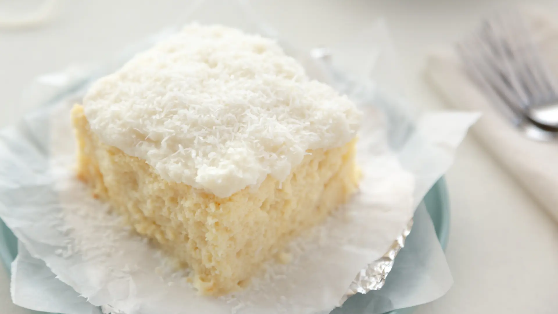 shutterstock_1808296003 ledene kocke sa kokosom-6909d057113ab.webp