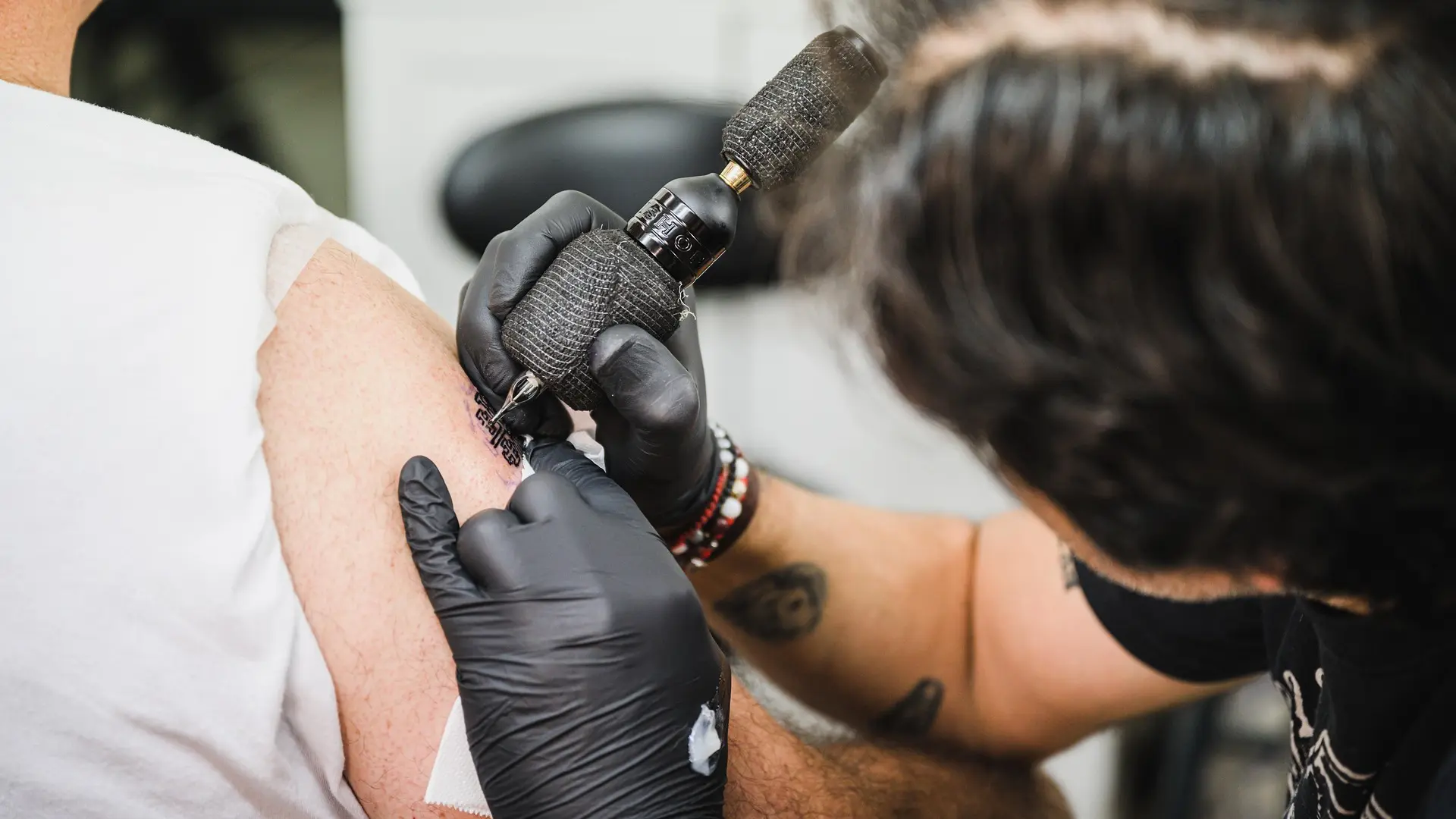 tattoo majstor tetovaža tetovaže pixabay-6929a397c0e3c.webp