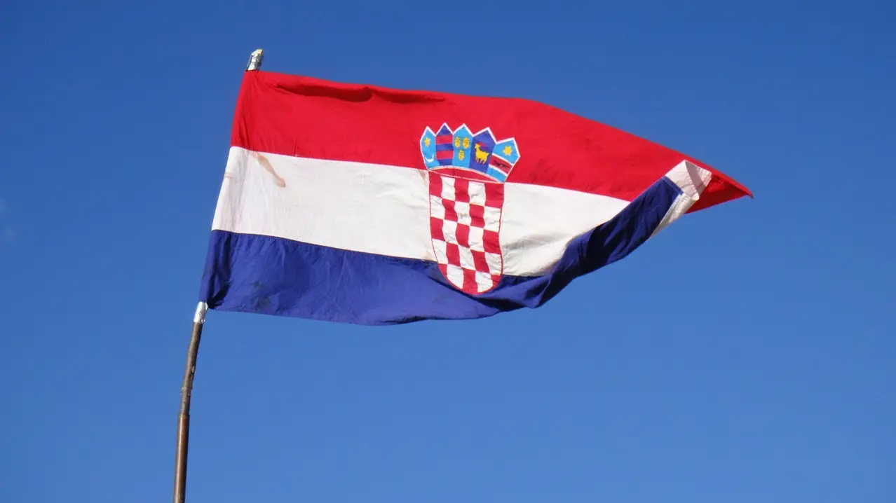 zastava hrvatske, hrvatska zastava, Pixabay-690c7dab19a1a.webp