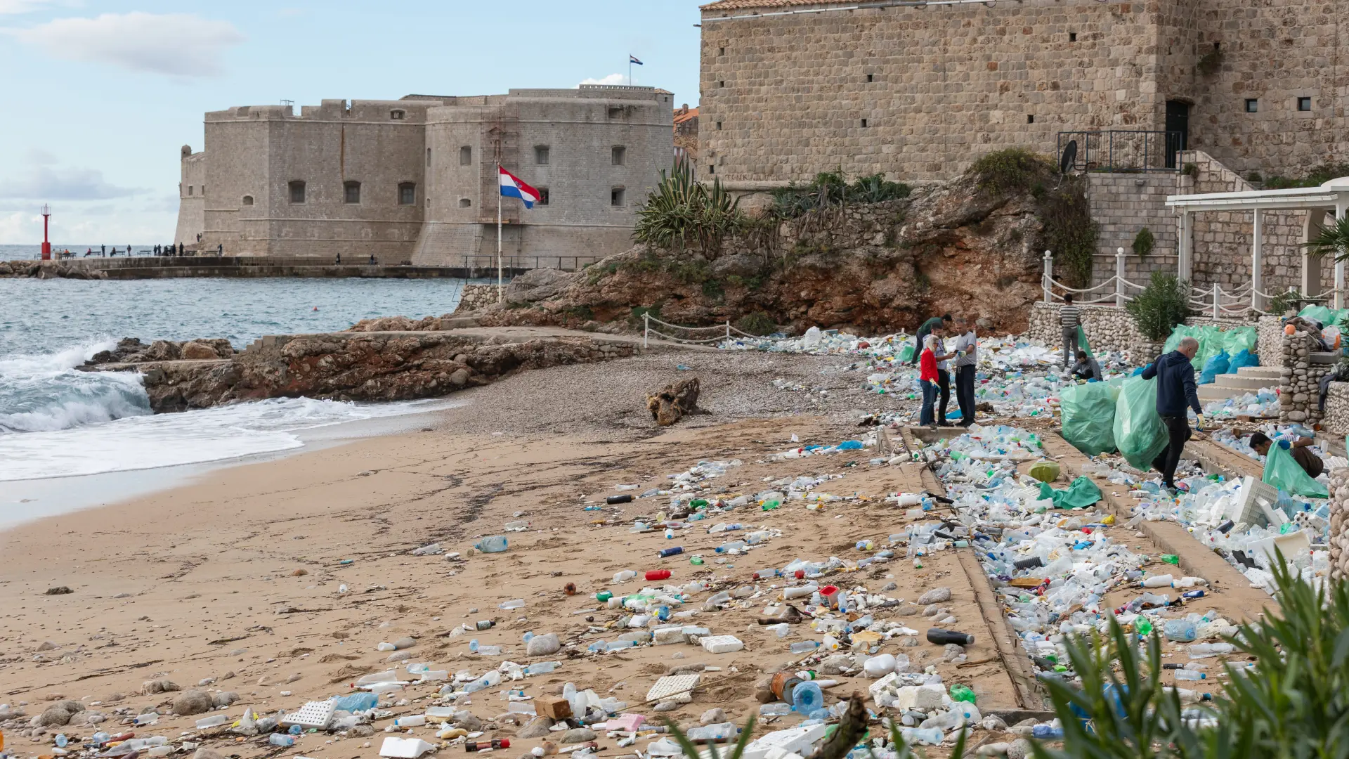 Dubrovnik Hrvatska plastika-69354cf640a51.webp